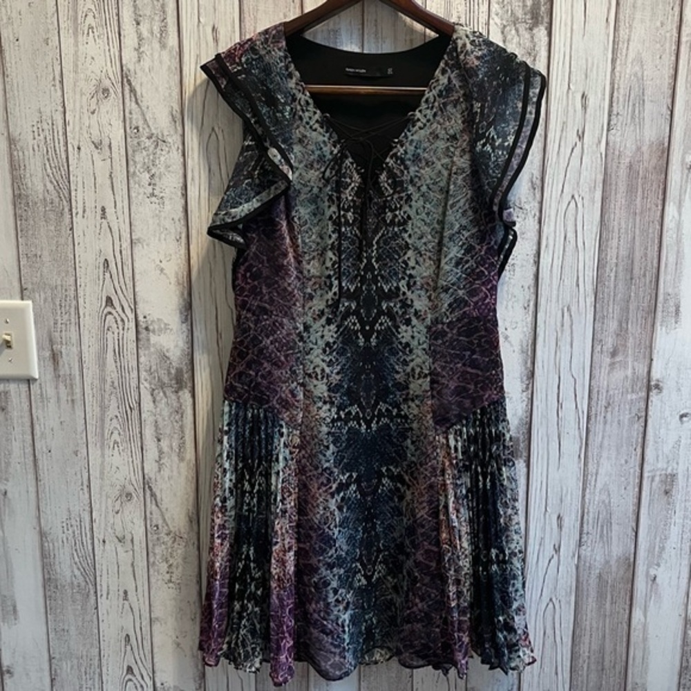 Karen Millen dress with lace up detail size 8